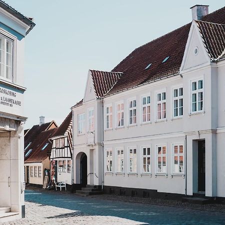Bed and Breakfast Kjobing Manor Ærøskøbing Exteriér fotografie