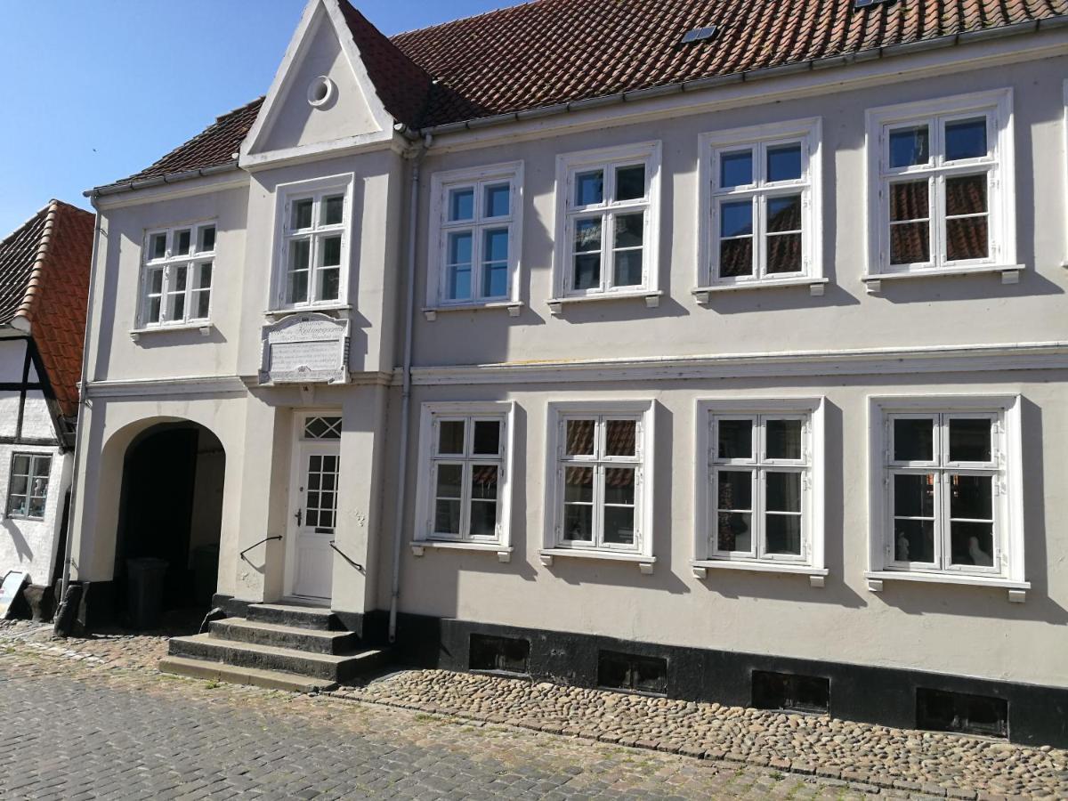 Bed and Breakfast Kjobing Manor Ærøskøbing Exteriér fotografie